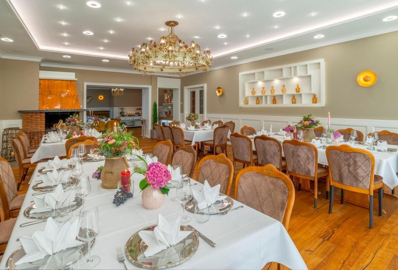 אלזנאו אין אונטרפראנקן Hotel Krone מראה חיצוני תמונה