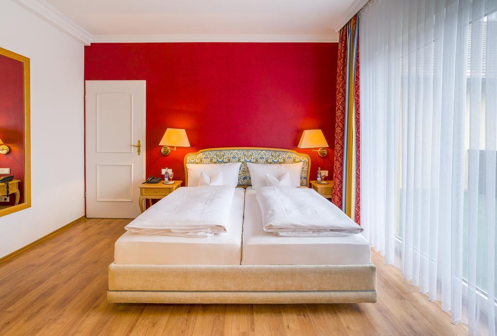 אלזנאו אין אונטרפראנקן Hotel Krone חדר תמונה