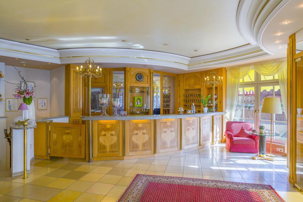 אלזנאו אין אונטרפראנקן Hotel Krone מראה חיצוני תמונה